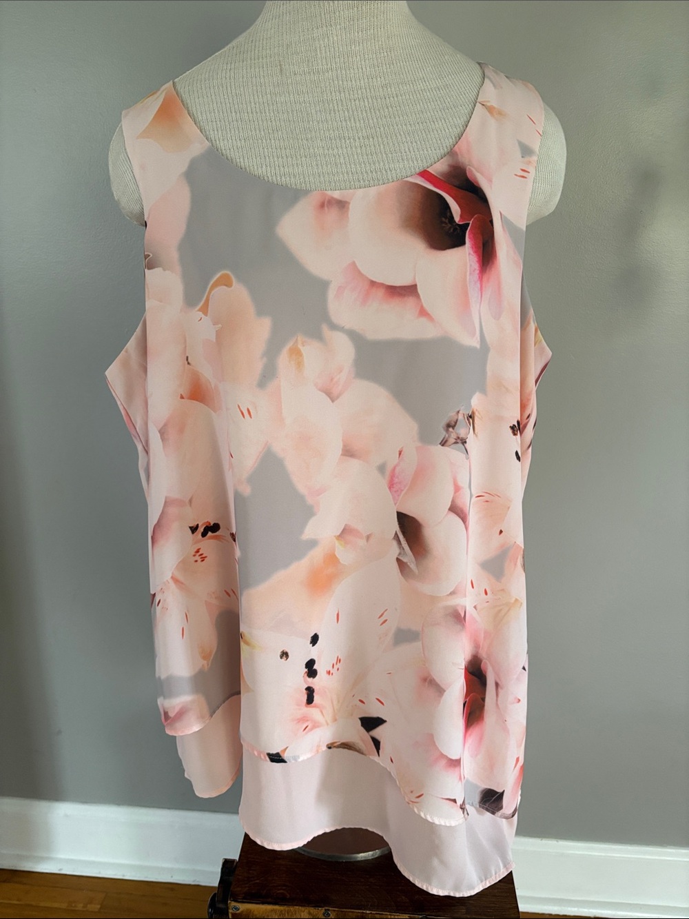Ricki's Pink and Gray Floral Sleeveless Blouse